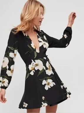 Aritzia Wilfred Diane Black Floral Silk Mini Dress Size M